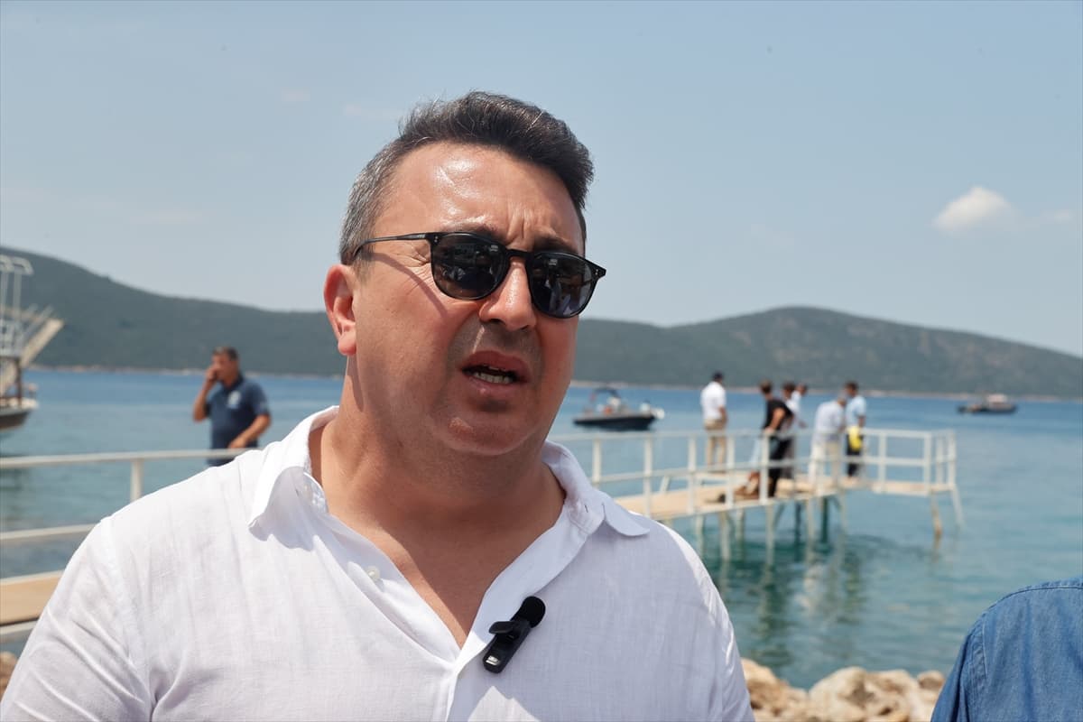 Tufan Güleş