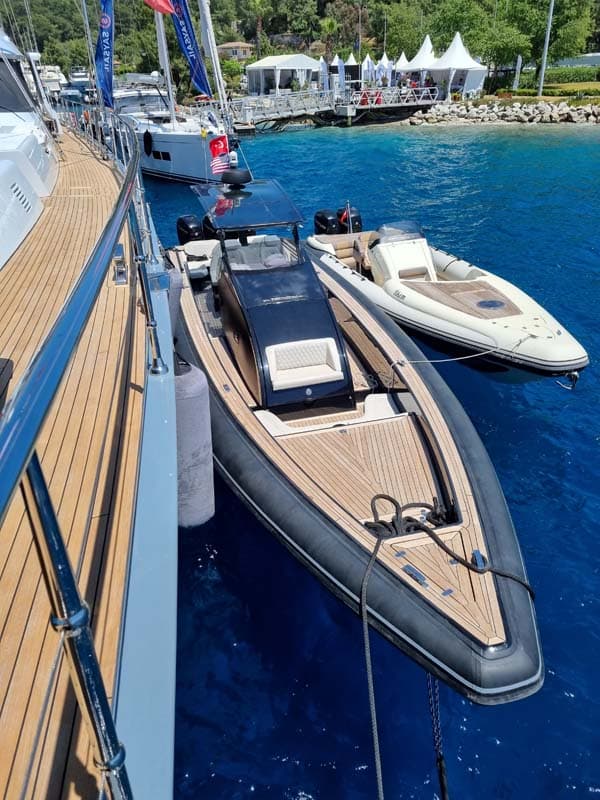 MOTORSAILER ALL ABOUT U 2 - 2