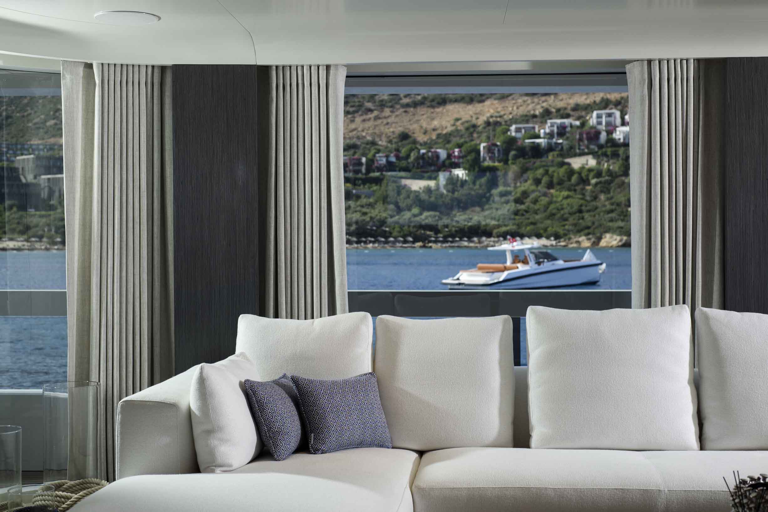 MOTORYACHT LEGASEA - 3